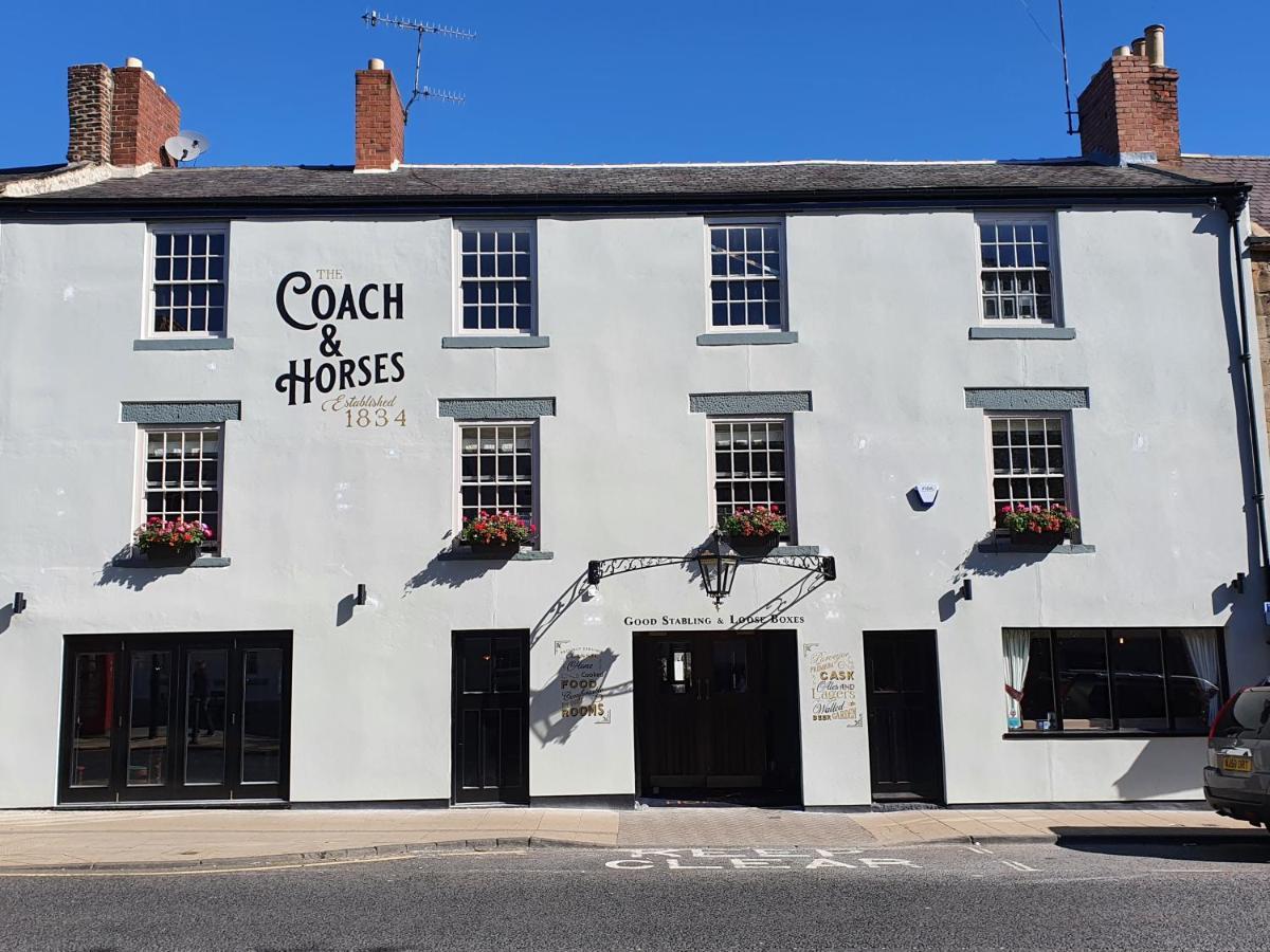 Отель The Coach And Horses Хексем Экстерьер фото